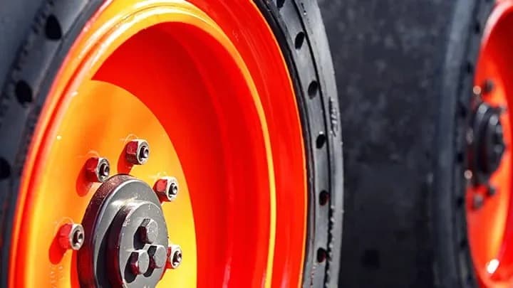 Balans İş Makinaları — iş makinesi ve forklift lastikleri, dolgu solid ve OTR hafriyat filosu için güvenilir tedarik