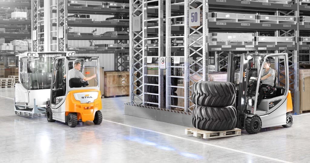 İntralojistik ve forklift yedek parça tedarik merkezi — endüstriyel OEM vitrin ve operasyon desteği